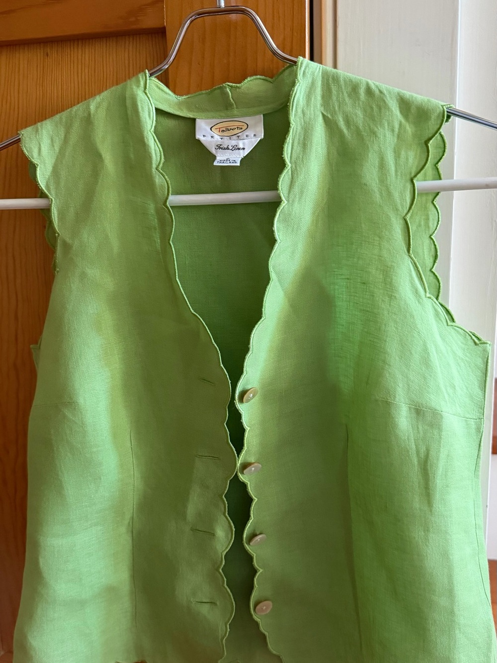 Talbots Lime Green Scalloped Linen Button-Down Shell